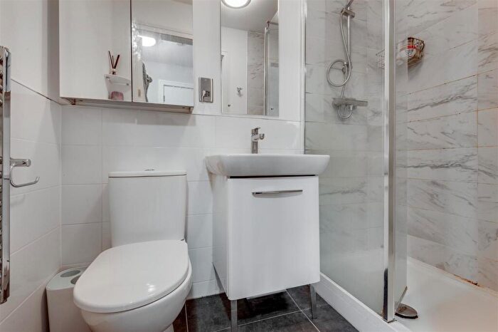 1 Bedroom Flat To Rent In Jesse Hartley Way, Liverpool, L3