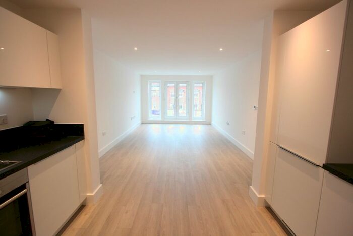 1 Bedroom Flat To Rent In Field End Road, Eastcote, Pinner, HA5