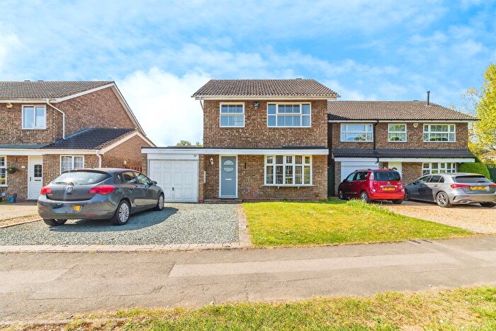 3 Bedroom Detached House For Sale In Westbury Lane, Newport Pagnell, MK16