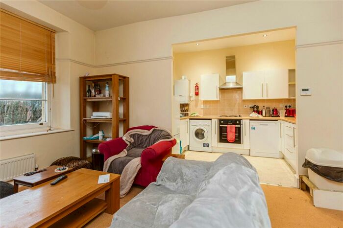 2 Bedroom Apartment To Rent In Clifton Park Road, Clifton, Bristol, BS8