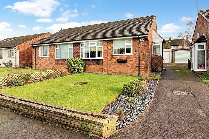 2 Bedroom Semi Detached Bungalow For Sale In Village Way, Hamstreet, Ashford, TN26