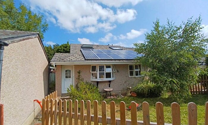 2 Bedroom Bungalow To Rent In The Copse, Totnes, TQ9