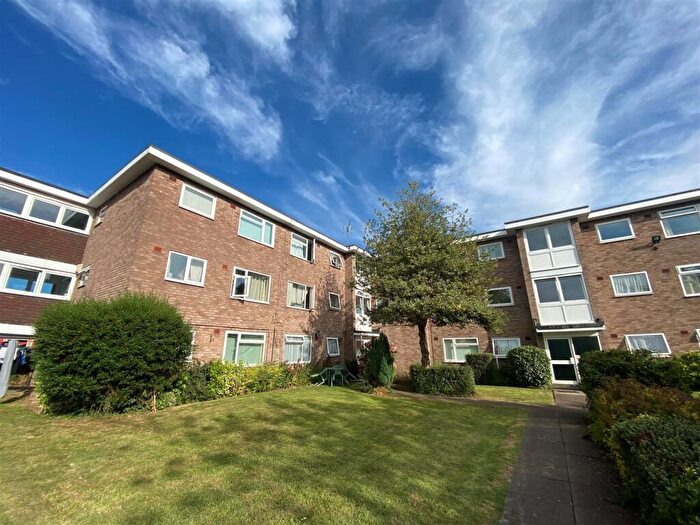 2 Bedroom Flat To Rent In Langbay Court Walsgrave Coventry, CV2