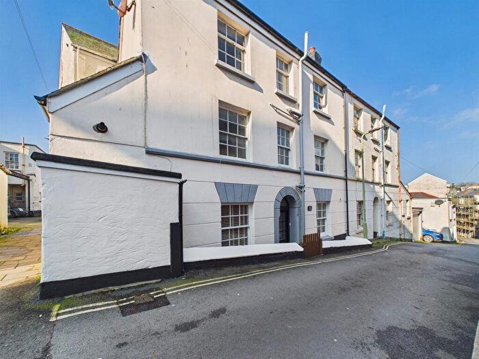 4 Bedroom Semi-Detached House For Sale In Regent Place, Ilfracombe, EX34