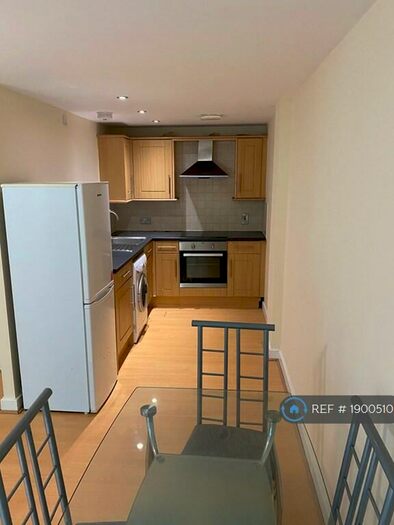 1 Bedroom Flat To Rent In Concord Street, Leeds, LS2