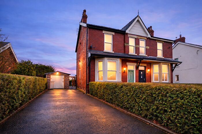 3 Bedroom Semi Detached House For Sale In Carr Moss Lane, Ormskirk, L39