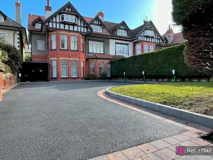 2 Bedroom Flat To Rent In Park Road, West Kirby, Wirral, CH48