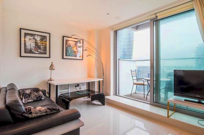 Flat To Rent In Pan Peninsula Square, Canary Wharf, E14