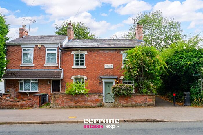 3 Bedroom Semi-Detached House For Sale In Rock Hill, Bromsgrove, B61