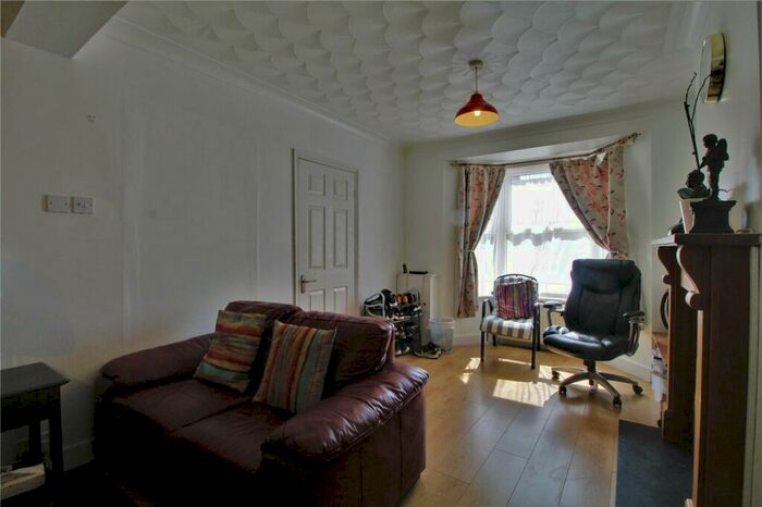 3 Bedroom Terraced House For Sale In Connaught Road, Aldershot, Hampshire, GU12