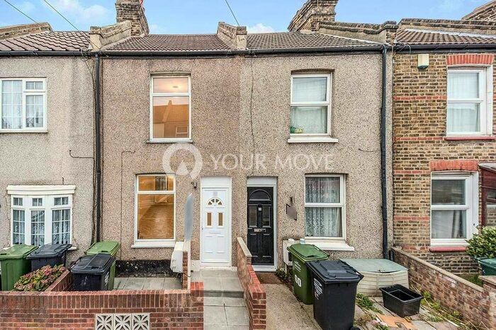 3 Bedroom Terraced House To Rent In Bayly Road, Dartford DA1