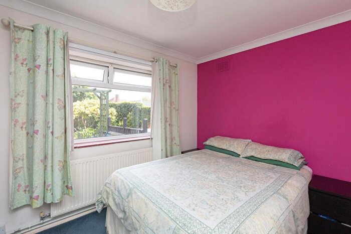 2 Bedroom Detached Bungalow For Sale In Tyson Avenue, Margate, CT9