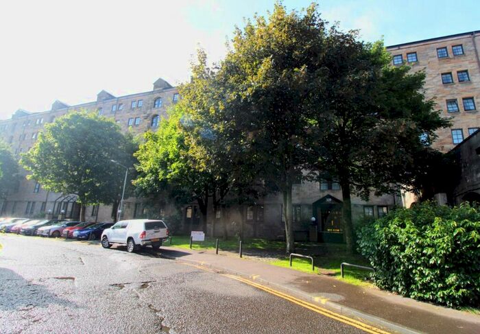 2 Bedroom Flat To Rent In Bell Street, Merchant City, Glasgow, G4