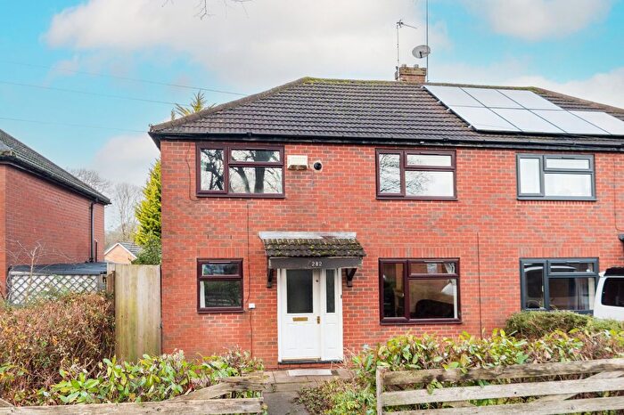 3 Bedroom Semi Detached House To Rent In Staple Lodge Road, Birmingham, West Midlands, B31