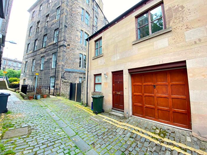 5 Bedroom Flat To Rent In Gayfield Place Lane, New Town, Edinburgh, EH1
