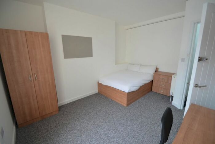 Studio To Rent In Hill Park Crescent, Plymouth PL4