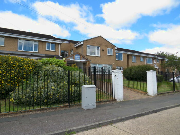 2 Bedroom Apartment To Rent In Cumberland Close, Halifax, HX2