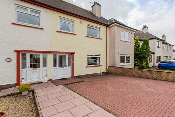 3 Bedroom Terraced House For Sale In Meadside Avenue, Kilbarchan, PA10