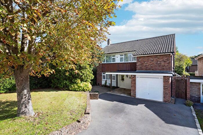 4 Bedroom Detached House For Sale In Merry Hill Road, Bushey, WD23