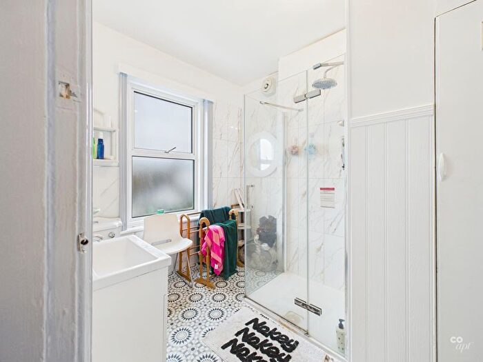 4 Bedroom Property To Rent In Queens Park Road, Brighton, BN2