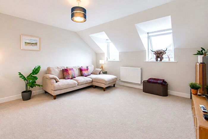 1 Bedroom Apartment For Sale In Steel Close, Newbury, Berkshire, RG14