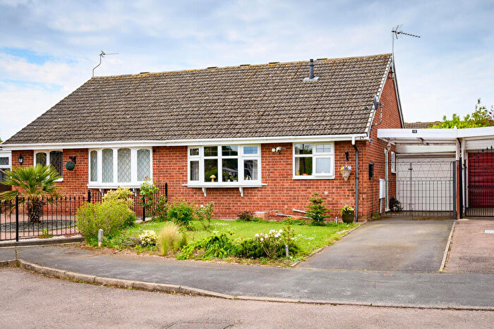 2 Bedroom Semi-Detached Bungalow For Sale In Gillians Walk, - No Onwards Chain - Lovely Cul De Sac Setting, CV2