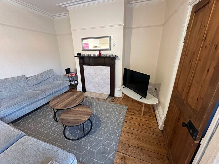 5 Bedroom Terraced House To Rent In Carholme Road, Lincoln, LN1