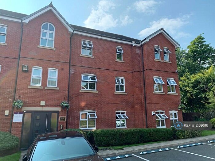 2 Bedroom Flat To Rent In Thomasson Court, Bolton, BL1