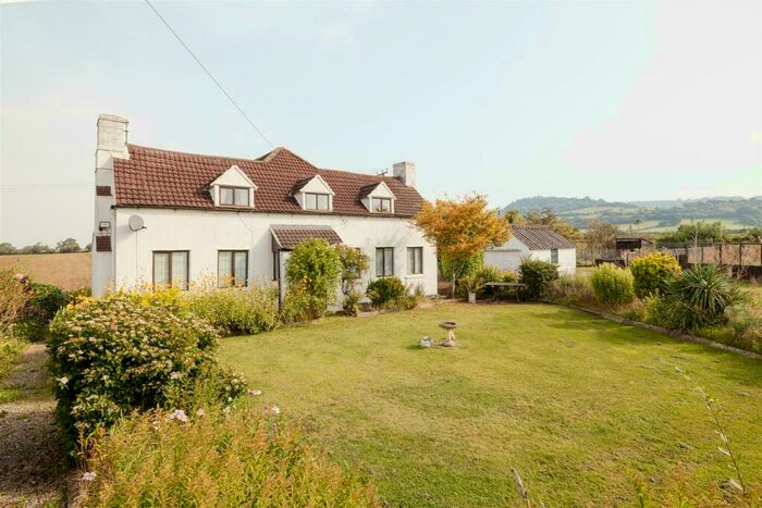 3 Bedroom Cottage For Sale In Standish, Stonehouse, GL10