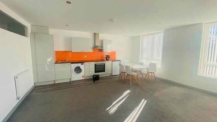 2 Bedroom Flat To Rent In Springfield House, Barnsley, S70