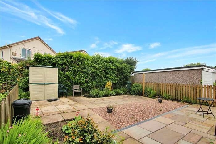 2 Bedroom Bungalow For Sale In Jennings Close, Silsden, BD20