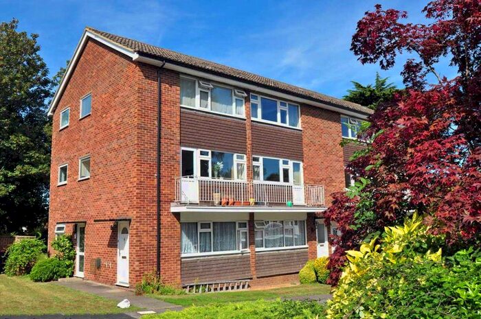2 Bedroom Maisonette To Rent In Calder Court, Maidenhead, Berkshire, SL6