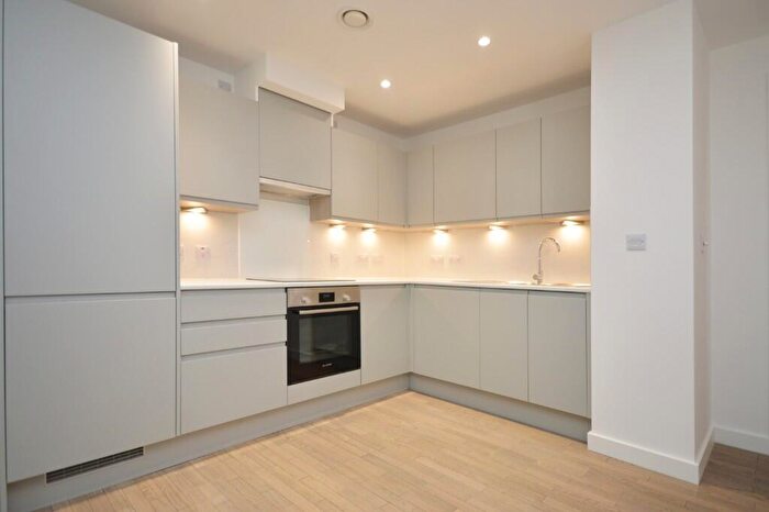 2 Bedroom Flat To Rent In Flat Tannery House, St. Thomas Street, Bristol, BS1