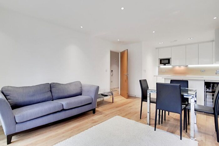 1 Bedroom Apartment To Rent In Woodberry Grove London, N4