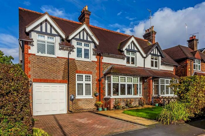 5 Bedroom Semi-Detached House To Rent In Snatts Hill, Oxted, RH8