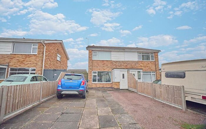 3 Bedroom Semi-Detached House For Sale In Manor Road, Barlestone, Nuneaton, CV13