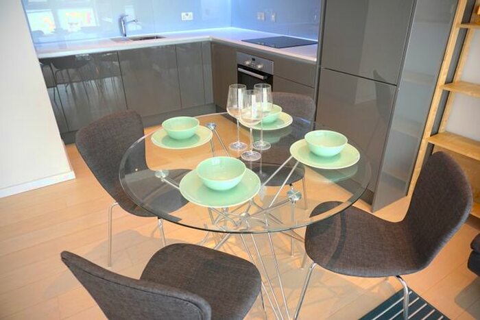 1 Bedroom Flat For Sale In Glasshouse Gardens, London, E20