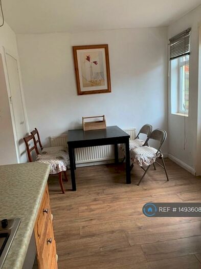 2 Bedroom Terraced House To Rent In Cornwall Road, Coventry, CV1