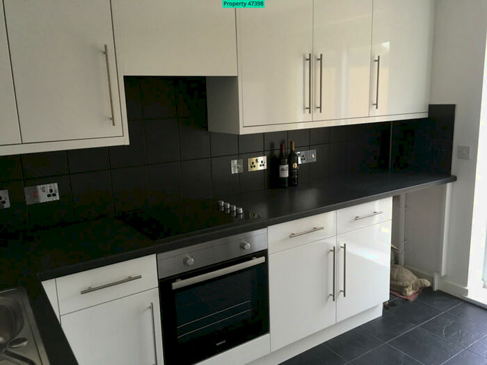 2 Bedroom Terraced House To Rent In Hamilton Close, Bricket Wood, St. Albans, AL2