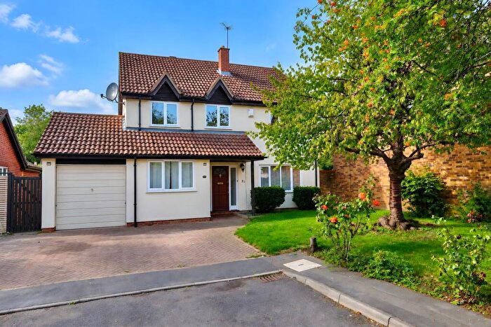 4 Bedroom Detached House For Sale In Castle Gardens, Kimbolton, Huntingdon, PE28