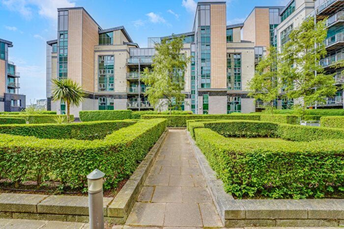 2 Bedroom Flat For Sale In / Western Harbour Way, EH6