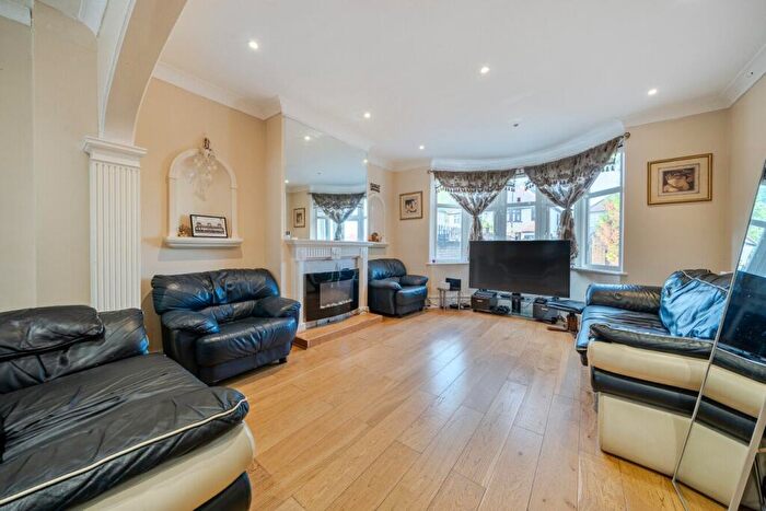 7 Bedroom Detached House For Sale In Le May Avenue, London, SE12