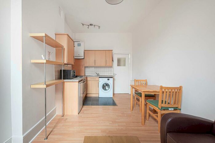 1 Bedroom Flat To Rent In Fordwych Road, West Hampstead, London, NW2