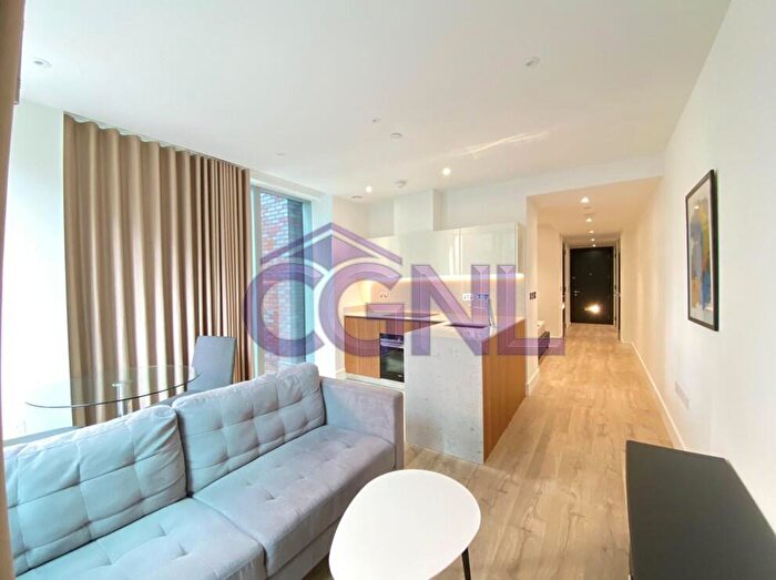 Studio To Rent In Neroli House, Piazza Walk, Tower Hamlets, London, E1