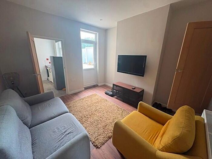 3 Bedroom End Of Terrace House To Rent In Slack Lane, Derby, DE22