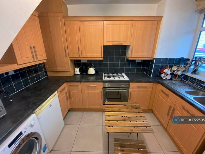 5 Bedroom Maisonette To Rent In Buxton Court, London, N1