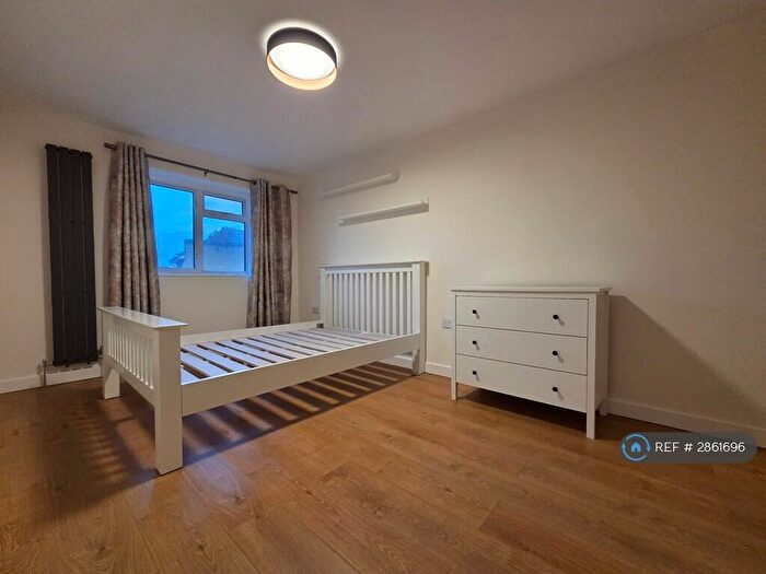 4 Bedroom Terraced House To Rent In Shirley St, London, E16