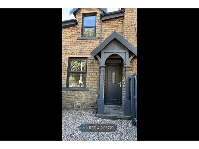 2 Bedroom Terraced House To Rent In Daisy Hill Lane, Bradford, BD9