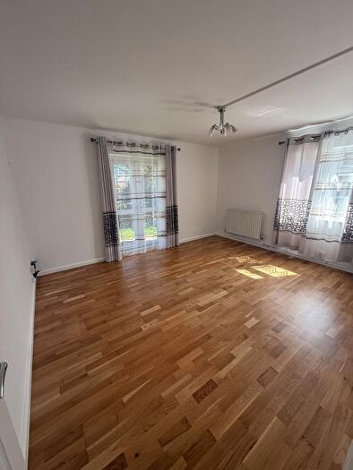 1 Bedroom Flat To Rent In Manor Close, London, E17