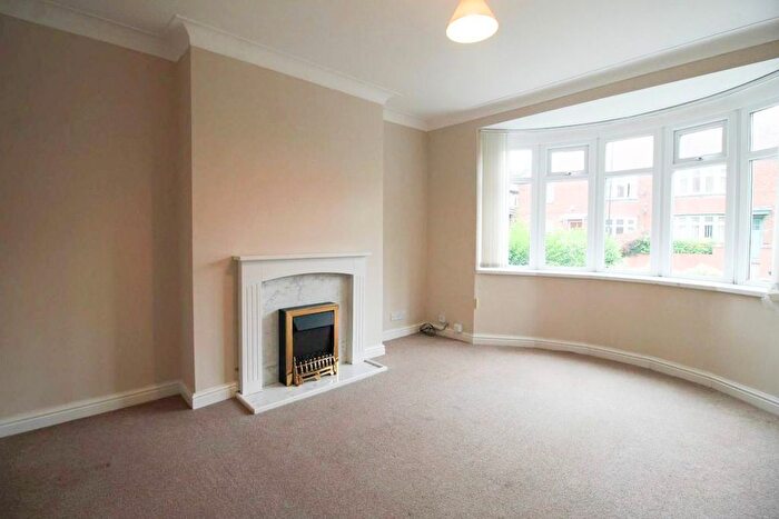 2 Bedroom Terraced House To Rent In Courtland Avenue, Ilford, IG1